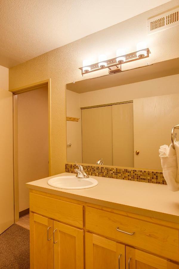Wapato Point Resort Manson Extérieur photo